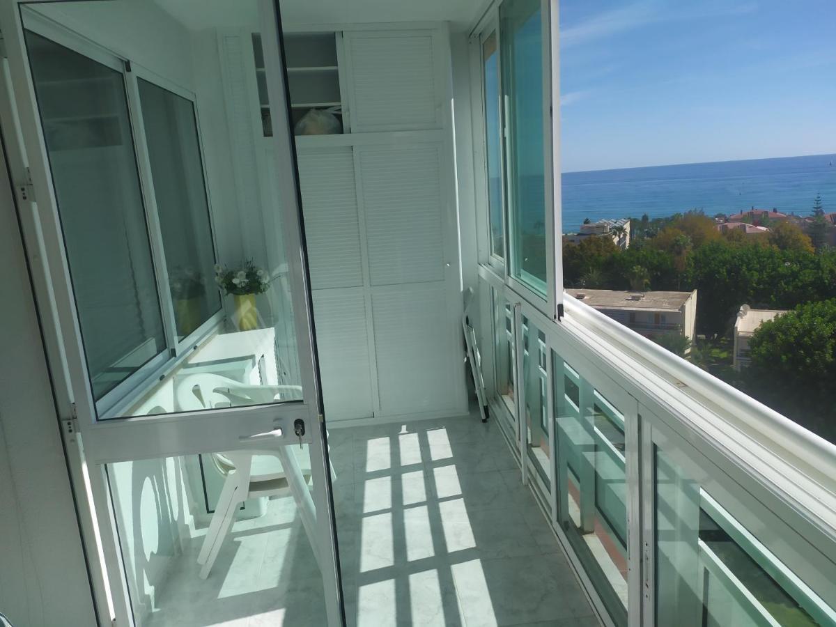 Carihuela Sea Views Apartment Торемолинос Екстериор снимка